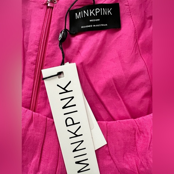 NWT- MINK PINK SAMARA MINI DRESS, size Medium Fuschia color - Picture 8 of 11